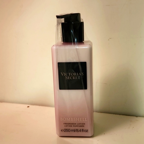 PINK Victoria's Secret Other - Victorias Secret Fragrance Lotion (Bombshell)